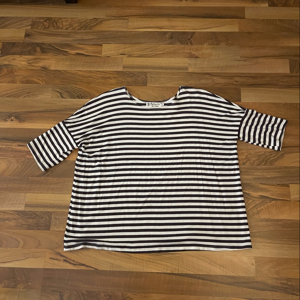 Fighting Eel womens top